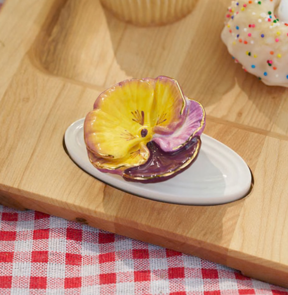 Nora Fleming Mini Pansy Pop