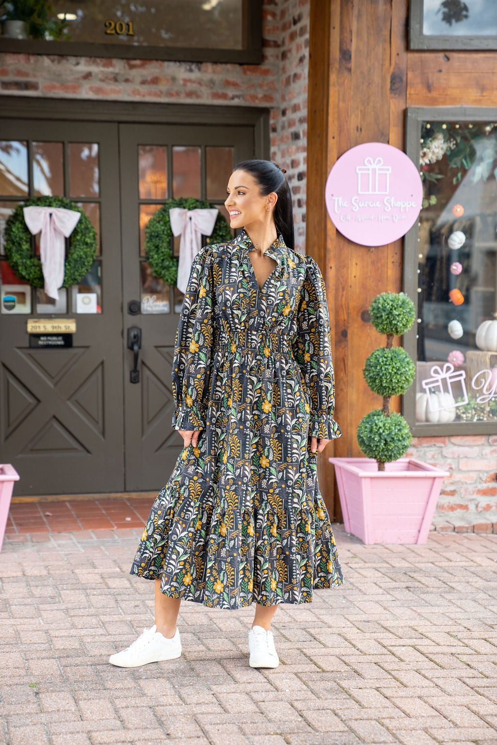 Elsie Floral Midi Dress, Black