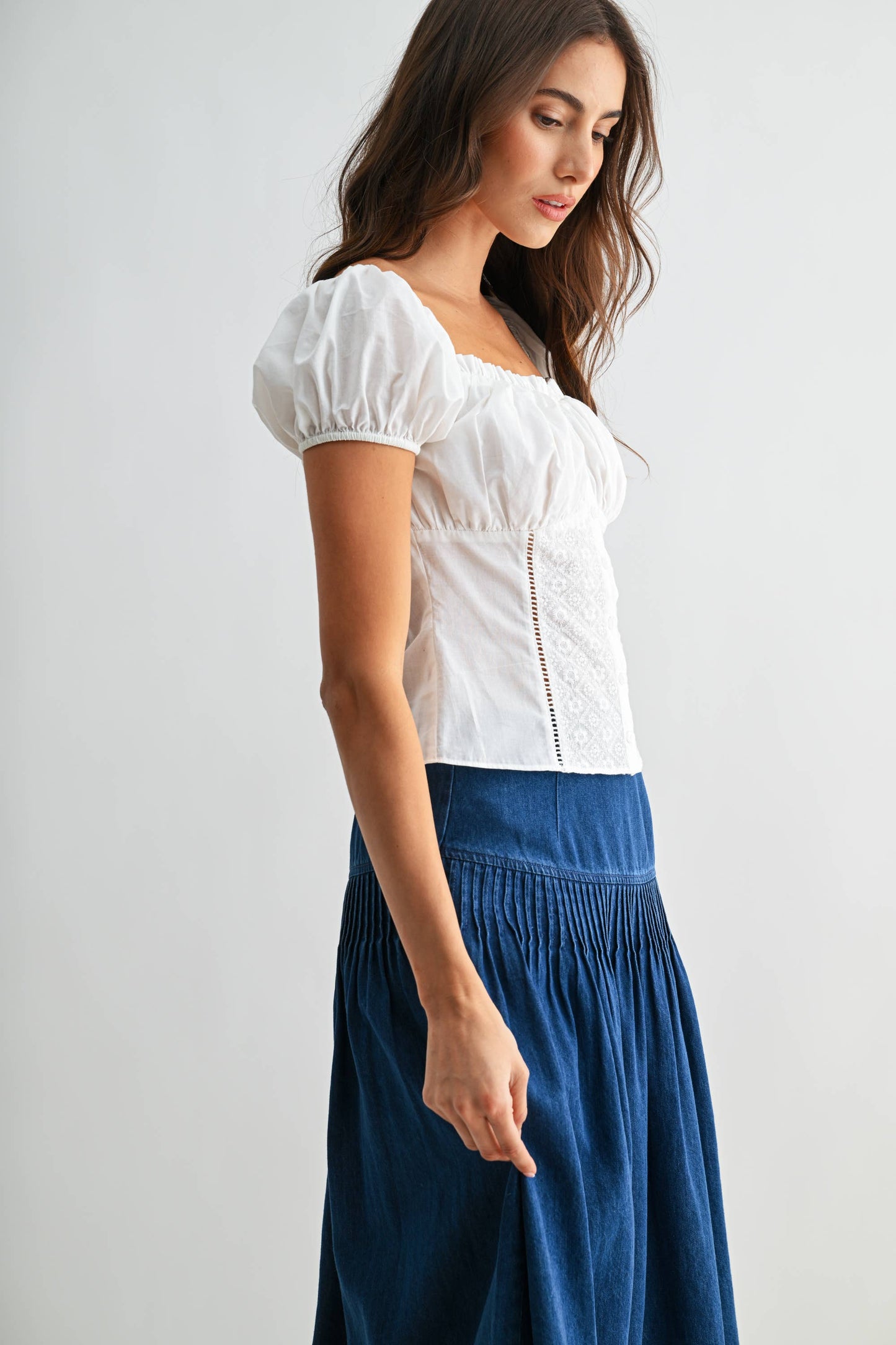 KIMBERLY EMBROIDERED PUFF SLEEVE BLOUSE