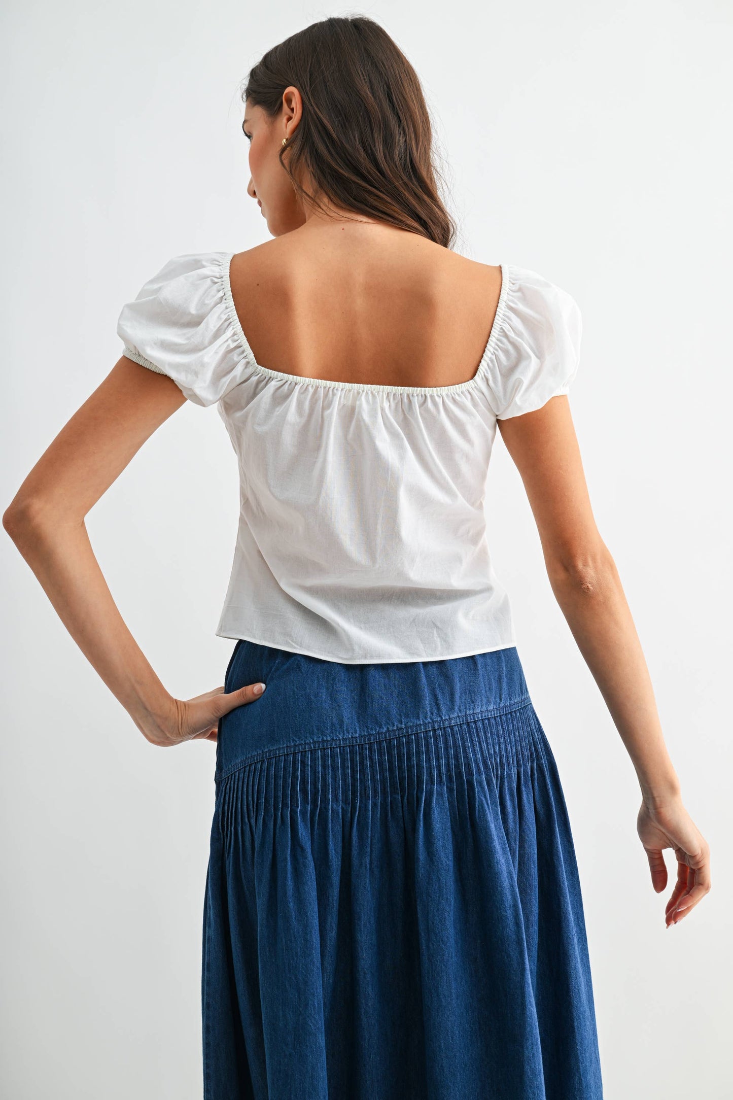 KIMBERLY EMBROIDERED PUFF SLEEVE BLOUSE