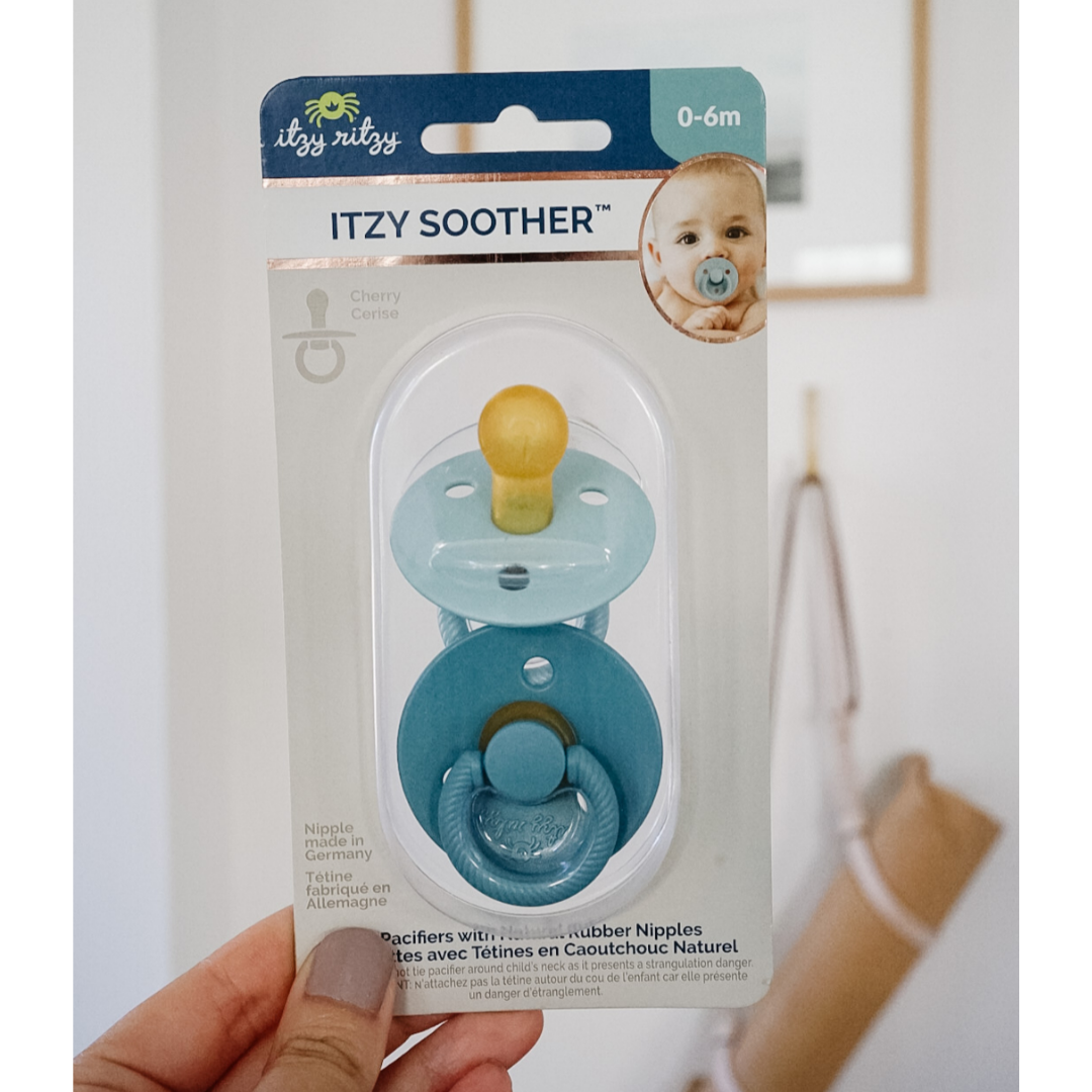 Itzy Soother™ Natural Rubber Paci Sets: Pink Bow 0-6 M