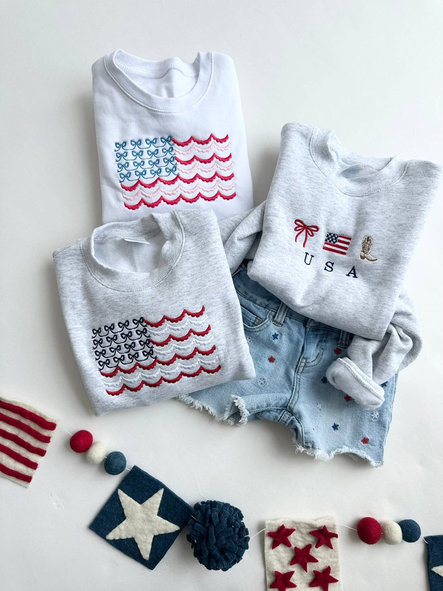 USA Bow and Scallop Crewneck Sweatshirt