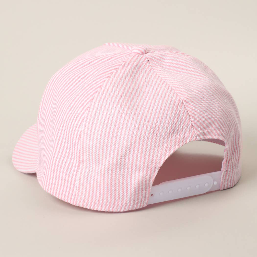 IT'S A GOOD DAY TO DRINK ON A BOAT Embroidered Trucker Hat: BLUE