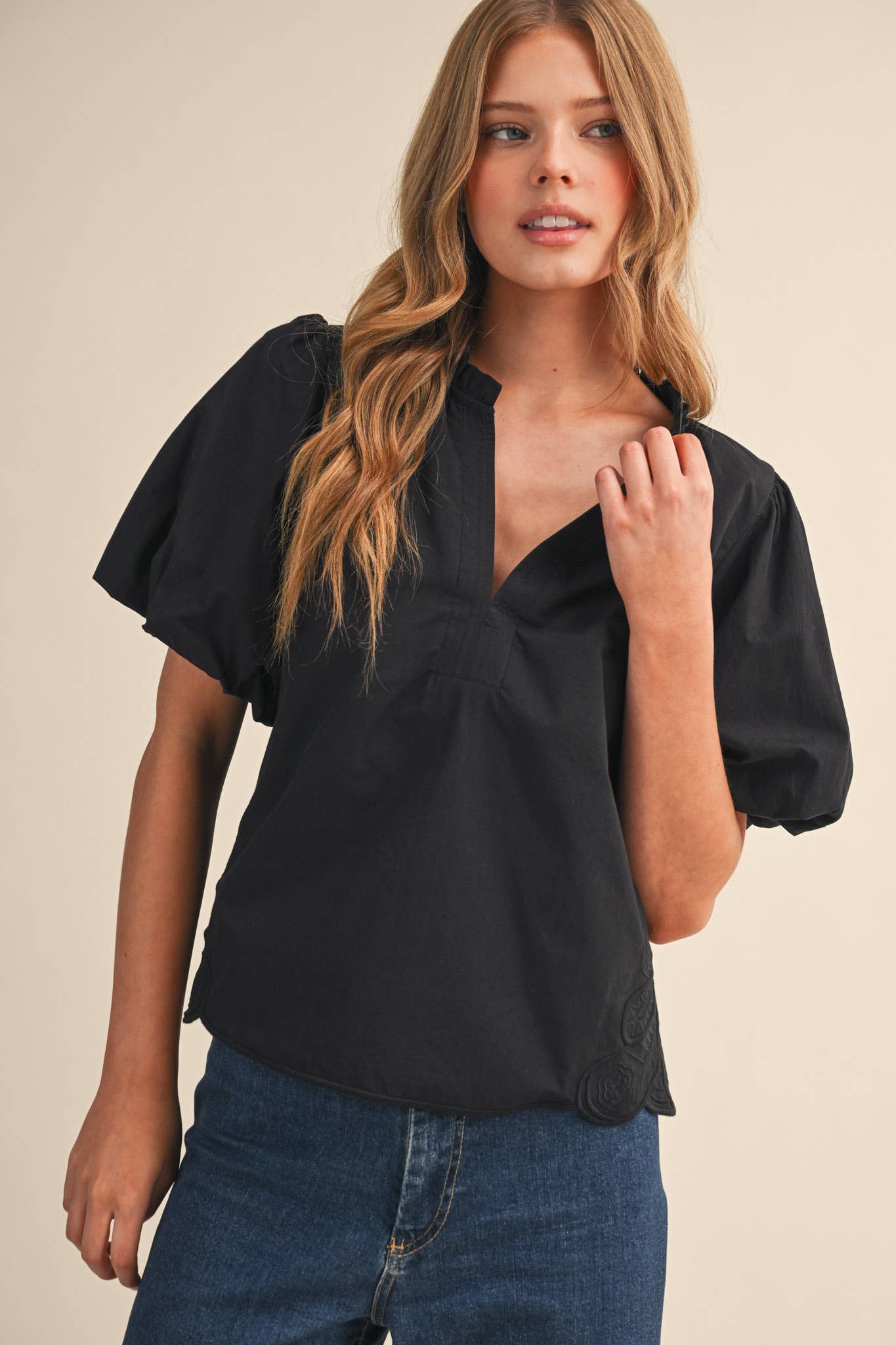 NANCY SIDE DETAIL TOP, BLACK