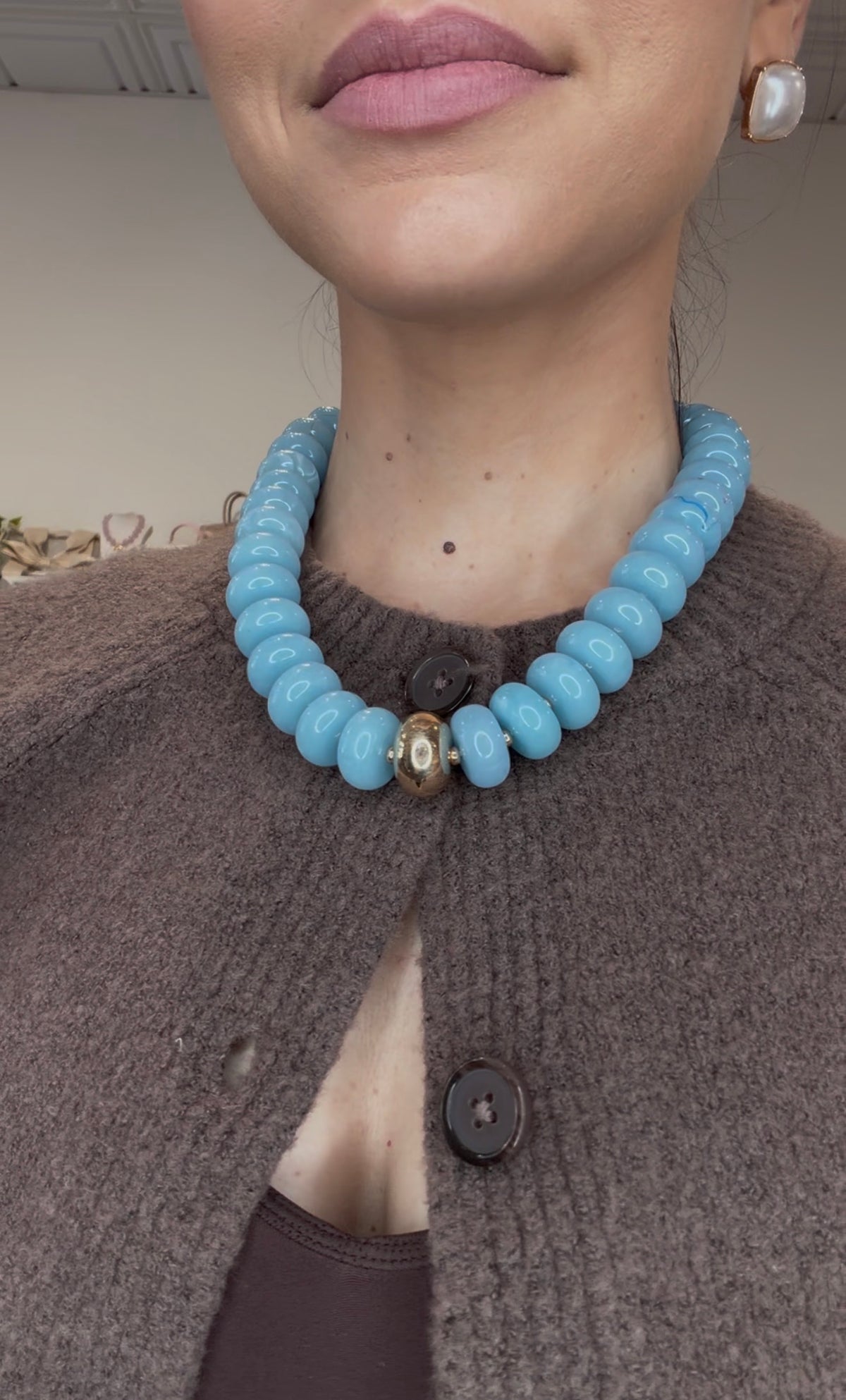 San Sebastián Beaded Resin Necklace: Light Blue