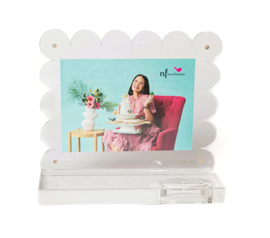 Scalloped Acrylic Frame