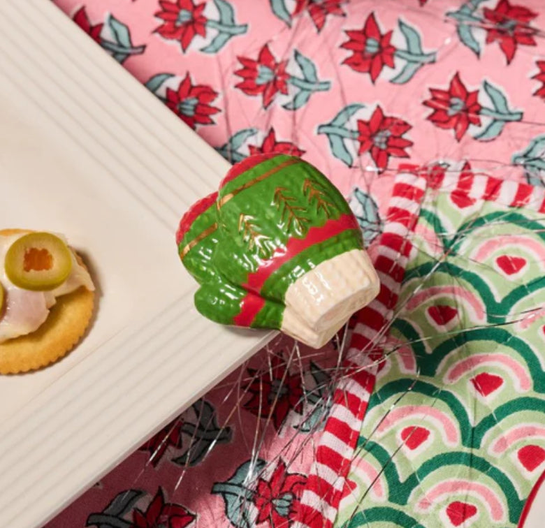 Smitten Mittens Mini