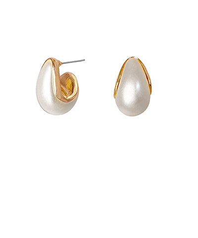 Teardrop Pearl Earrings