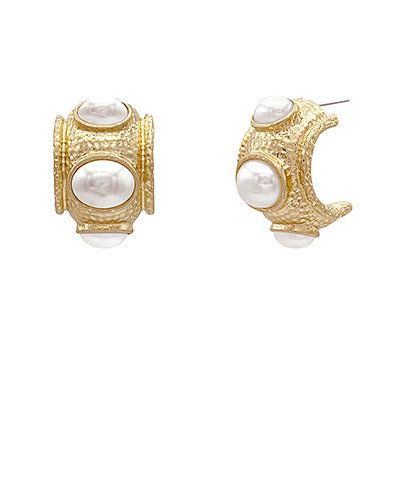 Elise Hammered Gold Earrings | Pearl