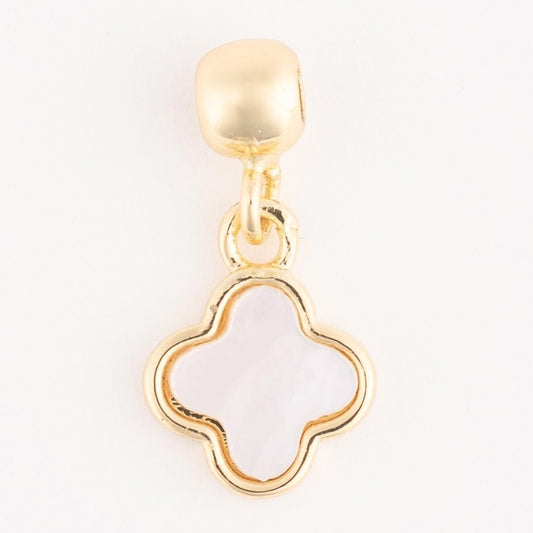 Luxe Charm Pearl Clover