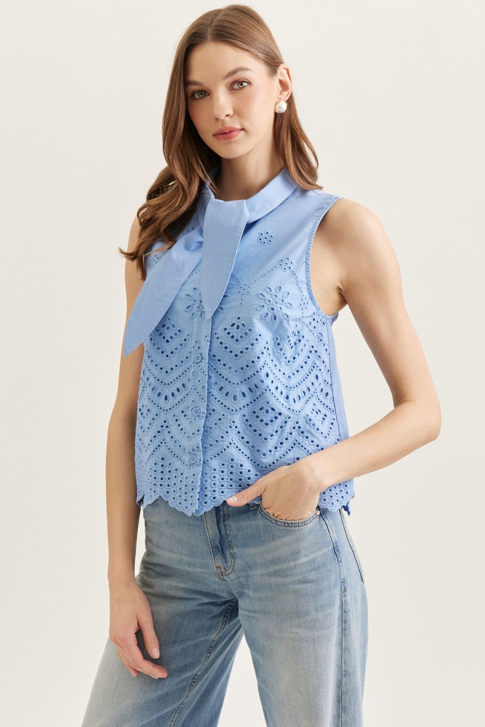 Cape Cod Charm Sleeveless Button Down Top