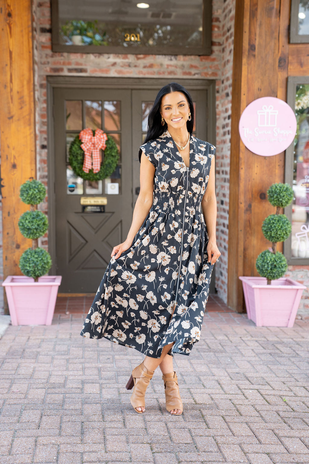 Put It In Neutral Midi Dress, Black