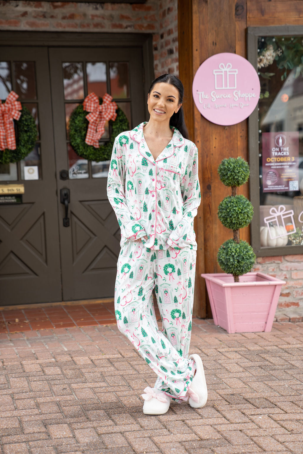 Mary Square Charlotte Set, Home For the Holidays