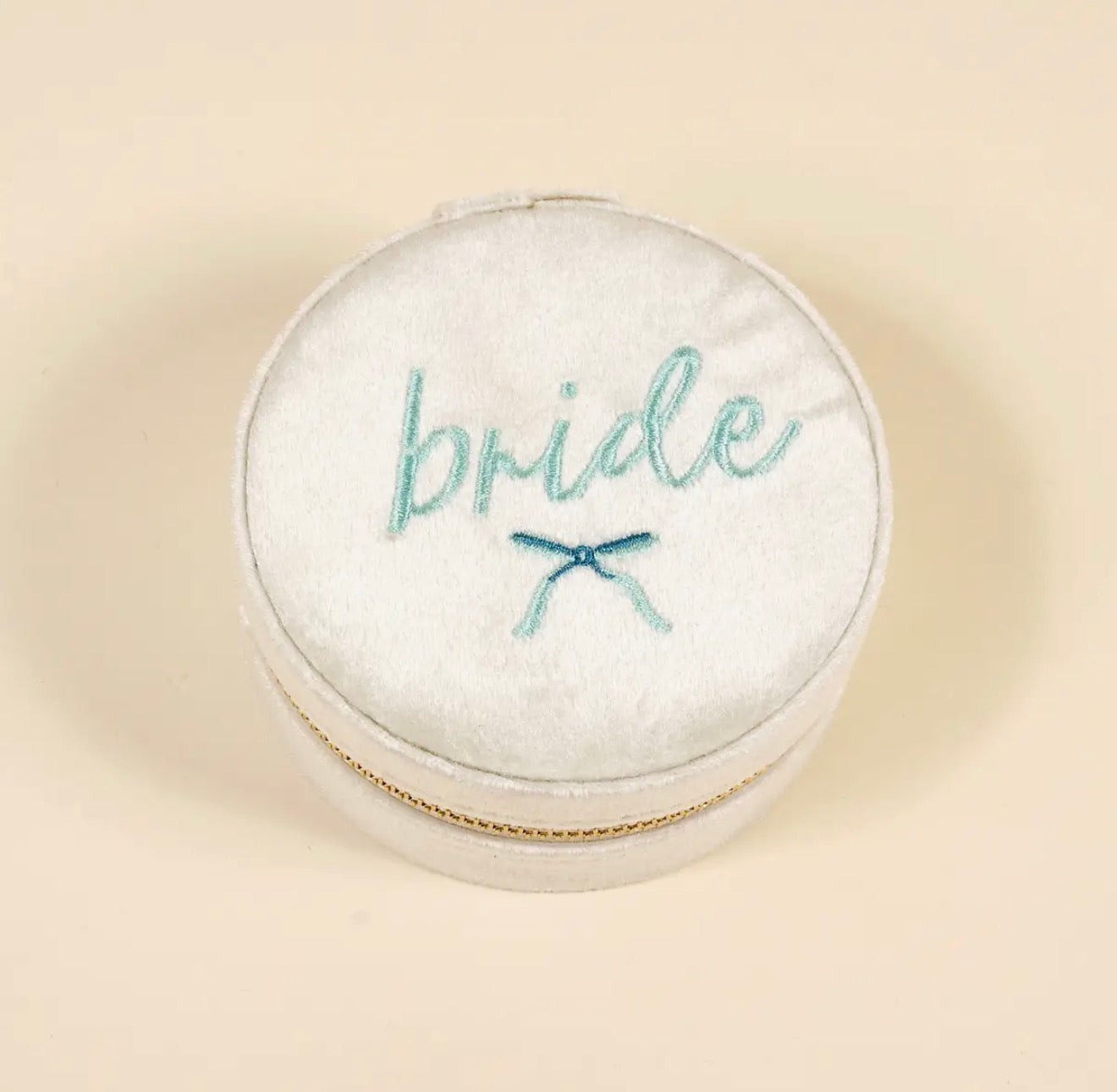 Round Velvet Jewelry Case, Bride
