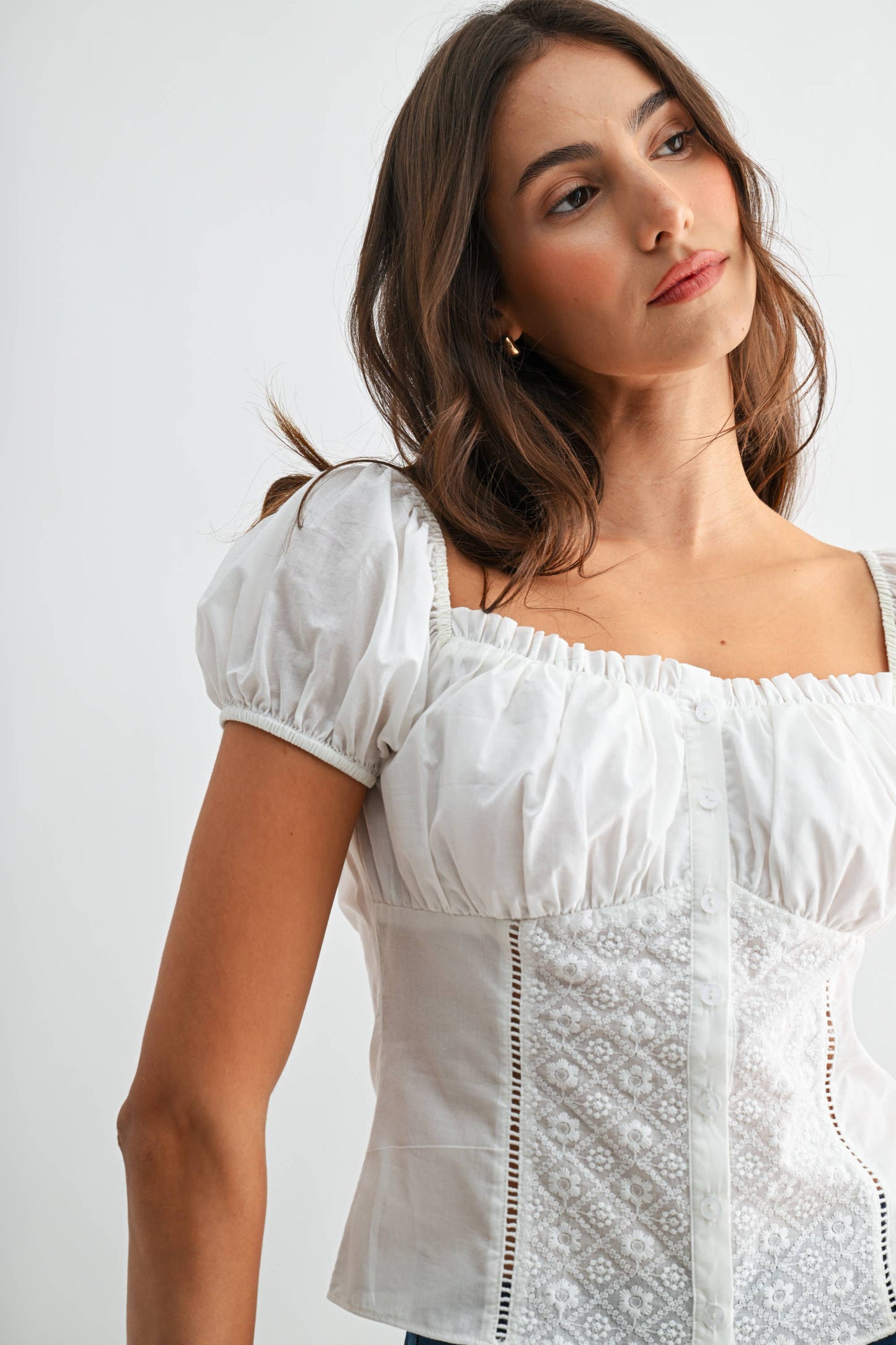 KIMBERLY EMBROIDERED PUFF SLEEVE BLOUSE