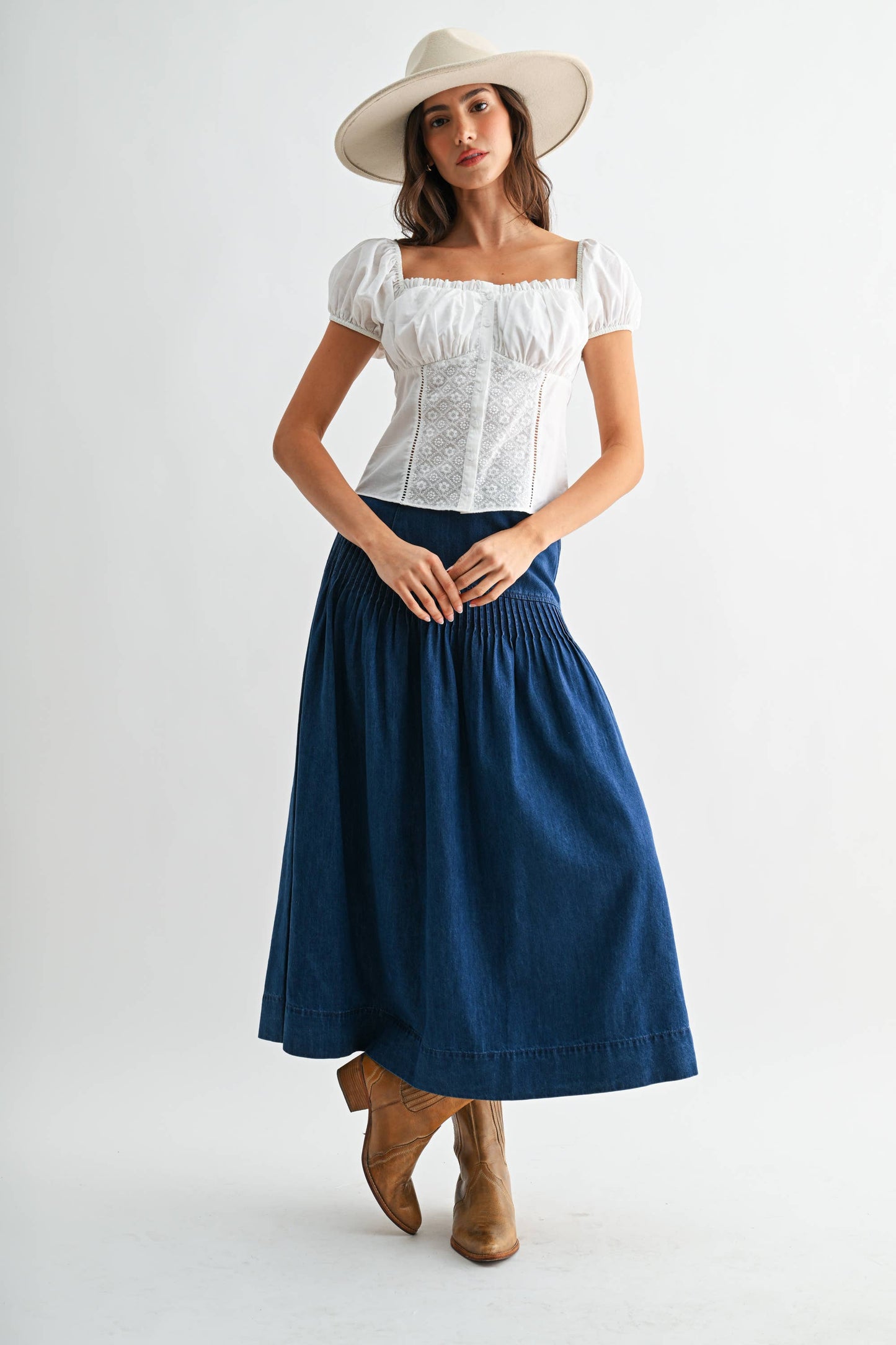 KIMBERLY EMBROIDERED PUFF SLEEVE BLOUSE
